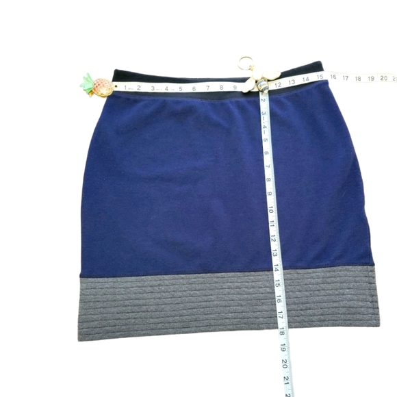 Simply Vera SV Vera Wang Knit Colorblock Elastic Waist Skirt Black Navy Gray Med - Picture 5 of 5